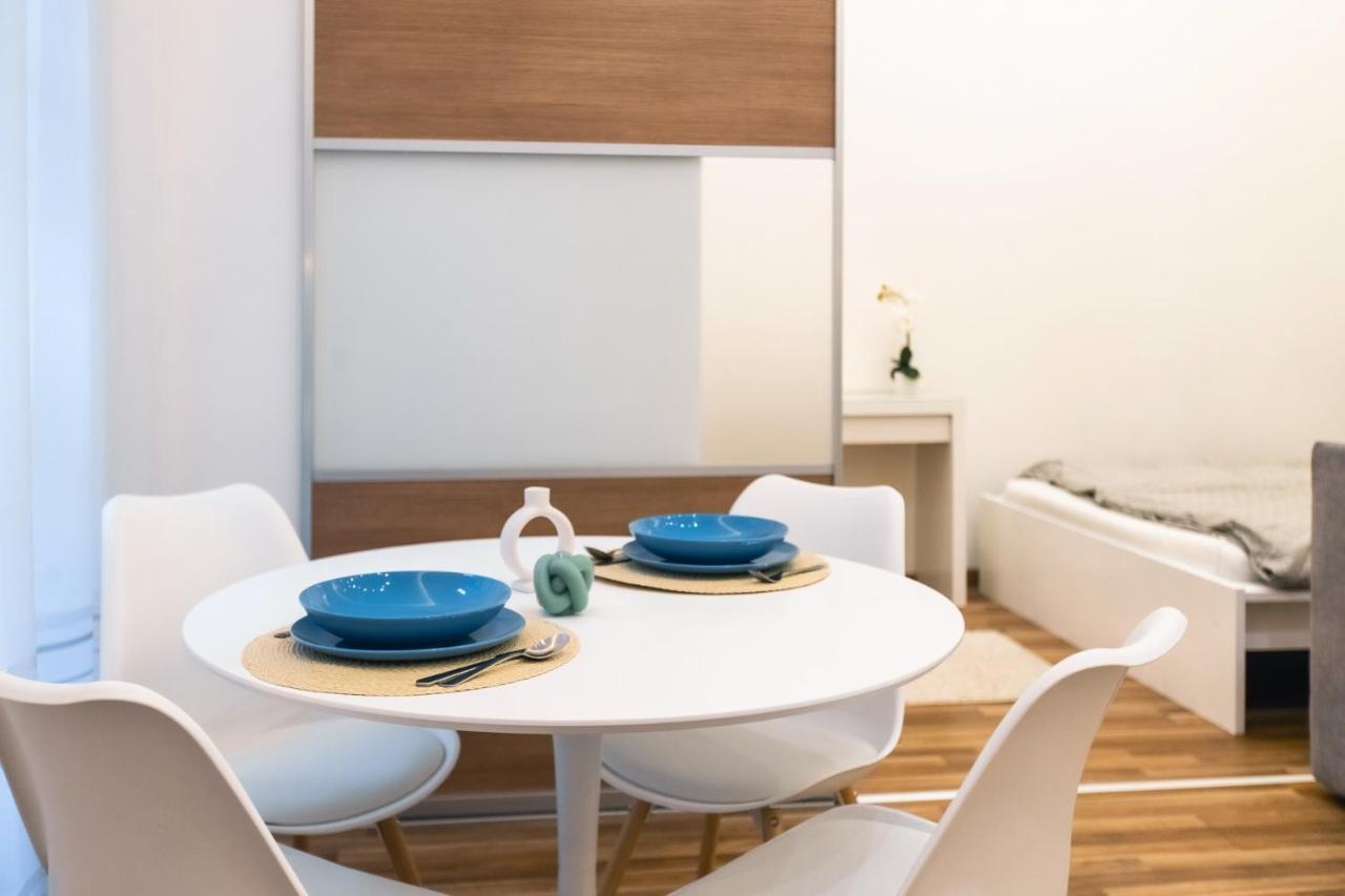 Erika'S Downtown Home בודפשט מראה חיצוני תמונה