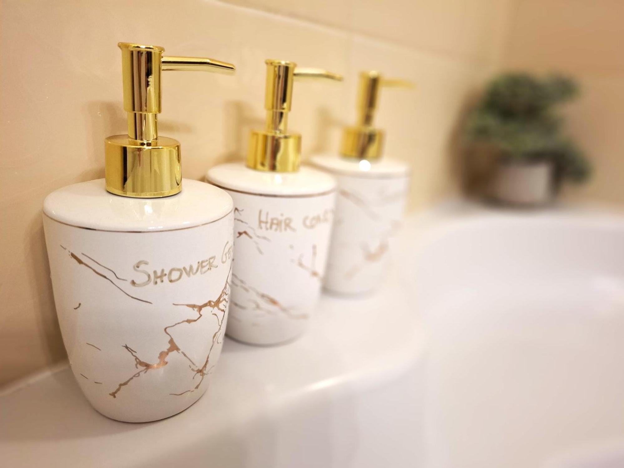 Erika'S Downtown Home בודפשט מראה חיצוני תמונה